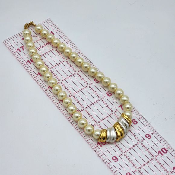 Napier Vintage 80s Simulated Pearl 16" Necklace - Picture 6 of 6